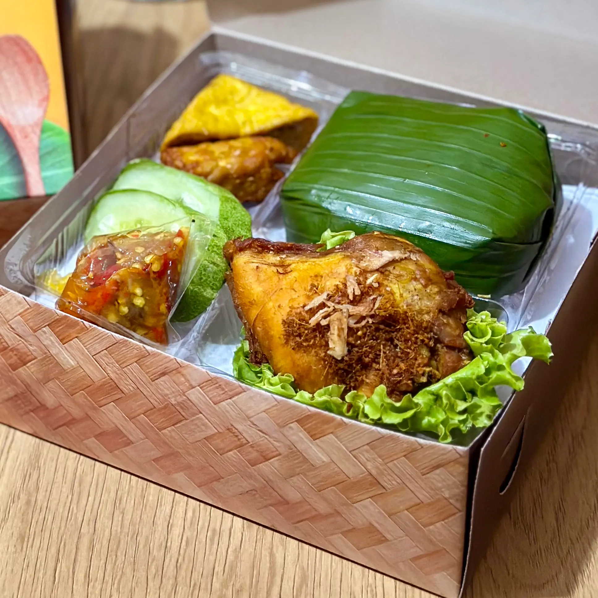 Paket Reguler A – Nasi Timbel Ayam Goreng Catering Sibabah Sukabumi